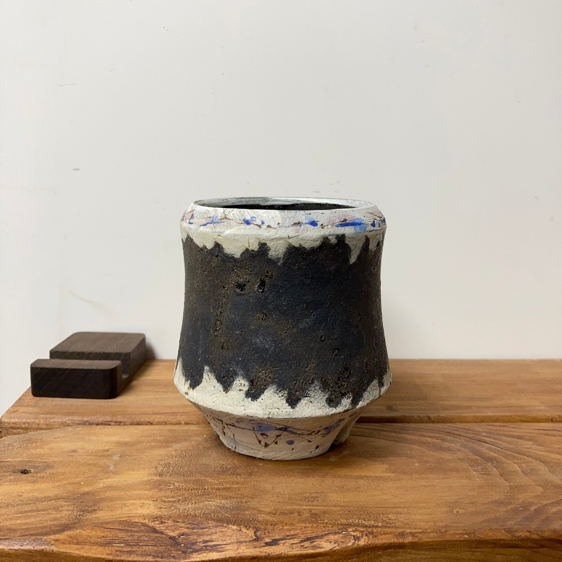[ HIDEAKI NUMANO 沼野秀章 ] 笠間焼 植木鉢 刻ム音 (青) S TALL Φ7cm No.2022122405